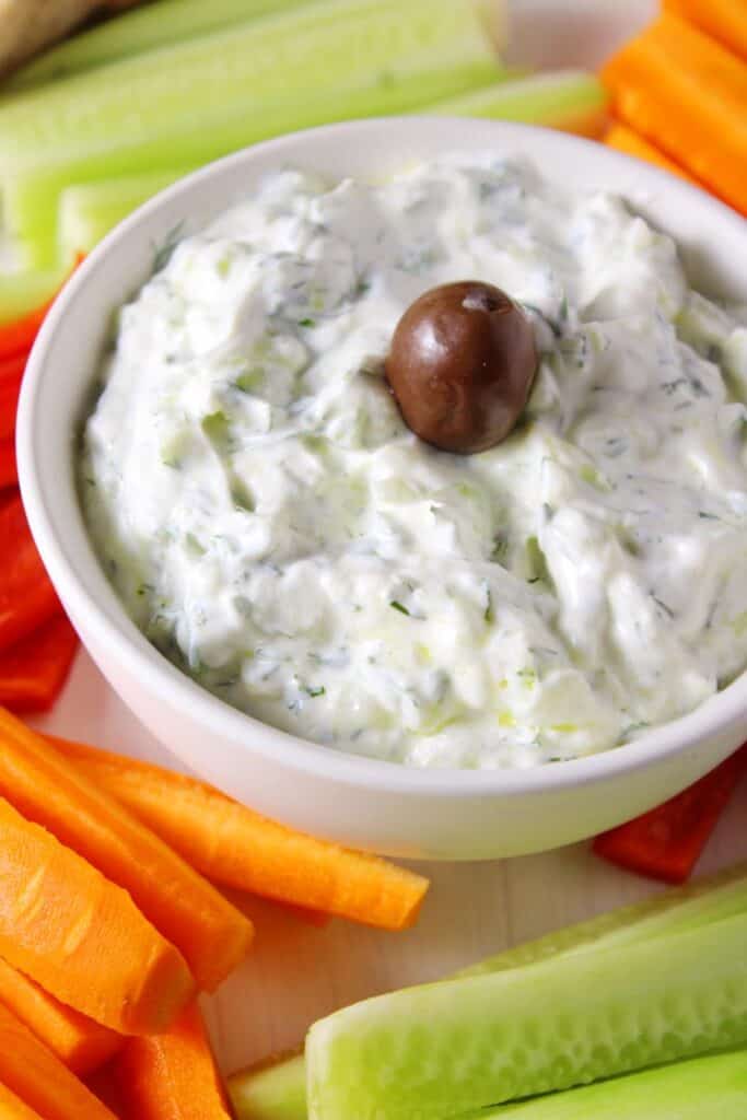 AUTHENTIC TZATZIKI RECIPE - 30 days of Greek food AUTHENTIC TZATZIKI RECIPE - 30 days of Greek food