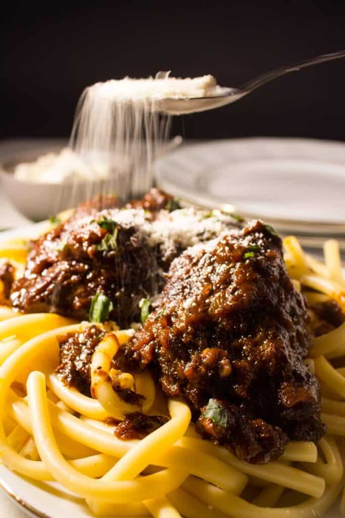 BRAISED BEEF RECIPE GREEK PASTITSADA 30 days of Greek food