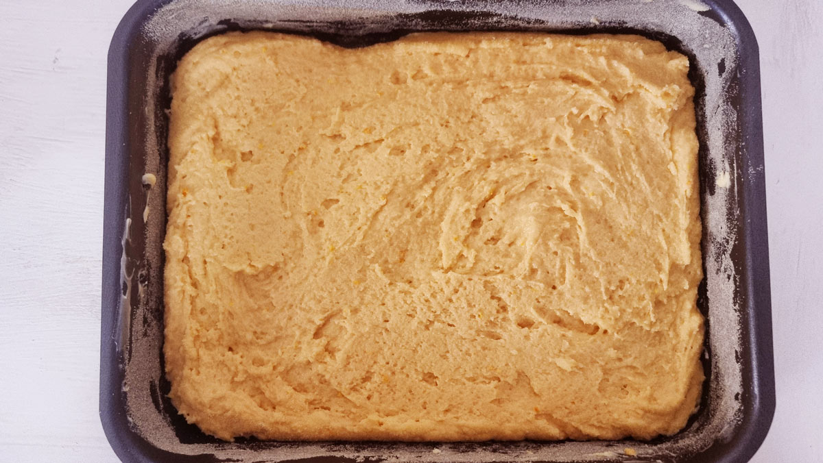 A baking pan with Greek revani before baking.